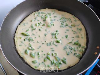 双黄蛋甜豆饼的做法步骤：7