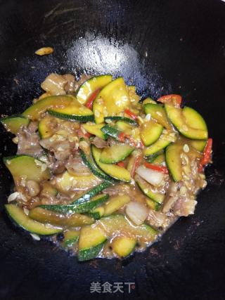 五花肉炒小南瓜的做法步骤：13