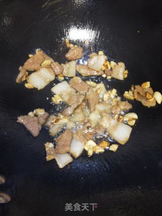 五花肉炒小南瓜的做法步骤：7