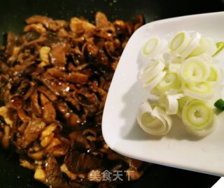 肉片烧榛蘑的做法步骤：8
