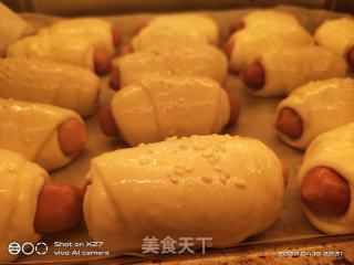火腿肠面包的做法步骤：10