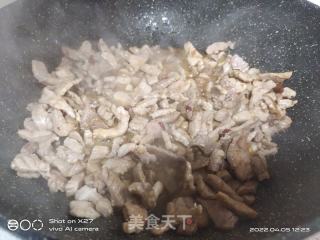 肉片炒莴笋的做法步骤：2
