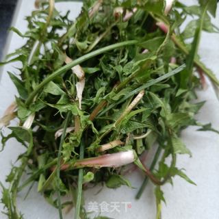 花生拌蒲公英的做法步骤：2