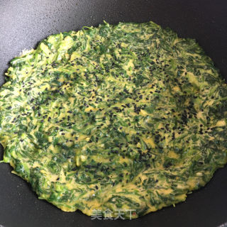 荠菜鸡蛋烙饼的做法步骤：7