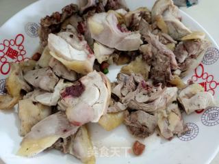 蒜香鸡肉的做法步骤：2