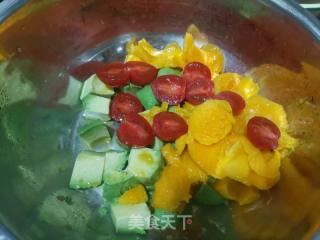 芒果牛油果虾仁沙拉的做法步骤：6