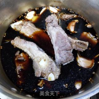 五香卤大排的做法步骤：5