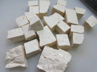 金沙豆腐的做法步骤：3