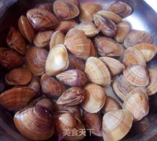 辣炒黄蚬子的做法步骤：2