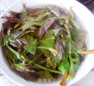 炸香椿鱼的做法步骤：2