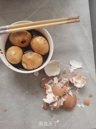 虎皮鸡蛋的做法步骤：2