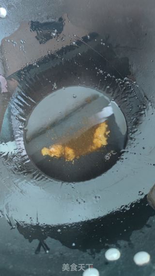 糖醋排骨焖香菇的做法步骤：3