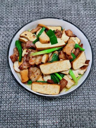 香干炒五花肉的做法步骤：13