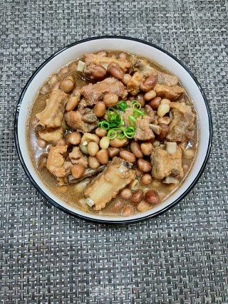 花生焖排骨的做法步骤：8