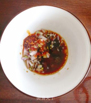 皮蛋豆腐的做法步骤：2