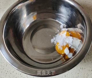 六寸艺术蒸蛋糕的做法步骤：1
