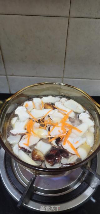 姬松茸肉片汤的做法步骤：10