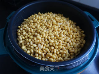 酱香黄豆的做法步骤：2