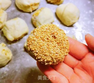 酱香芝麻烧饼的做法步骤：9