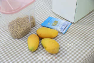 芒果豆乳奶油布丁的做法步骤：1