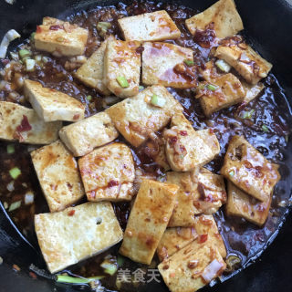 老干妈豆豉烧豆腐的做法步骤：5
