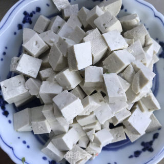 香椿拌豆腐的做法步骤：2