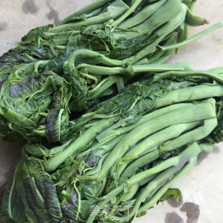 香椿拌豆腐的做法步骤：1