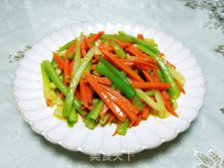 素炒西芹的做法步骤：9