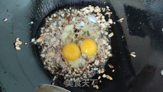 香菇蛋炒饭的做法步骤：4
