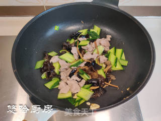 木须肉的做法步骤：9