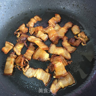 腊肉炒土豆片的做法步骤：4