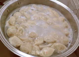鲜肉香菜水饺的做法步骤：11