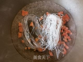 虾仁木耳荠菜丸子粉丝汤的做法步骤：9
