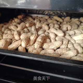烤带壳花生的做法步骤：3