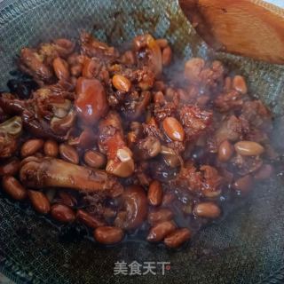 花生炖猪脚的做法步骤：13