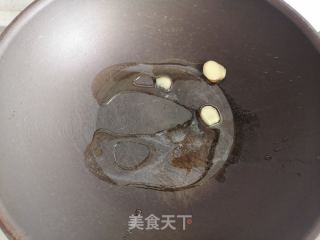 红烧翘嘴白的做法步骤：3