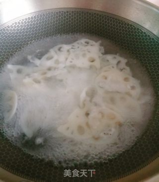 凉拌藕片的做法步骤：2