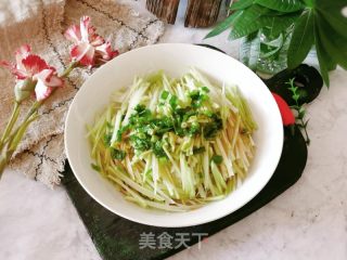 生拌椒油苤蓝的做法步骤：11
