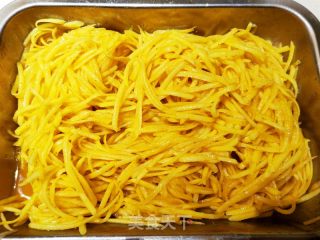 鸡蛋土豆丝饼的做法步骤：3