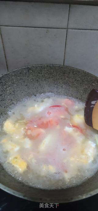 姬松茸鸡蛋番茄汤的做法步骤：8