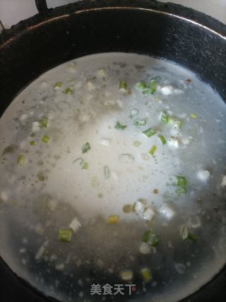 不用揉面的鸡蛋葱花饼的做法步骤：7