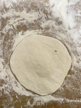 猪肉韭菜馅饼的做法步骤：6