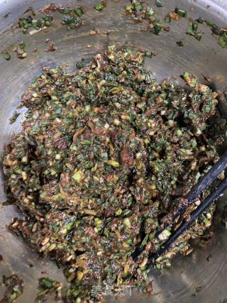 猪肉韭菜馅饼的做法步骤：4