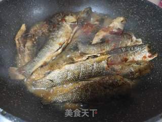 焖干鱼的做法步骤：6