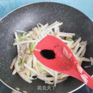 五花肉炒白菜帮的做法步骤：12
