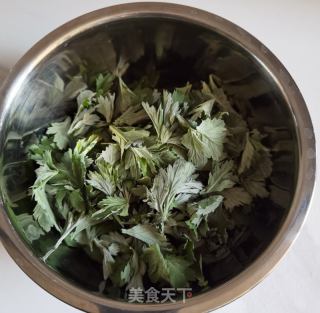艾叶手工面的做法步骤：1