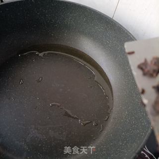 豉香薤白回锅肉的做法步骤：6