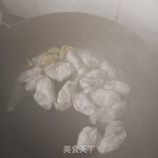 养心菜炒生蚝的做法步骤：5