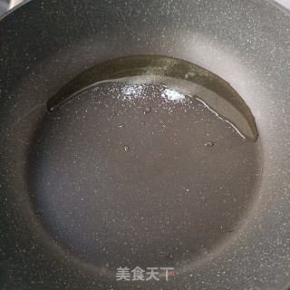 养心菜炒生蚝的做法步骤：3