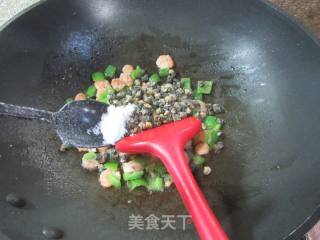 青椒虾仁炒螺蛳肉的做法步骤：10